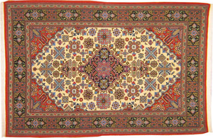 Alfombra persa, Ghom, 158x102 cm.